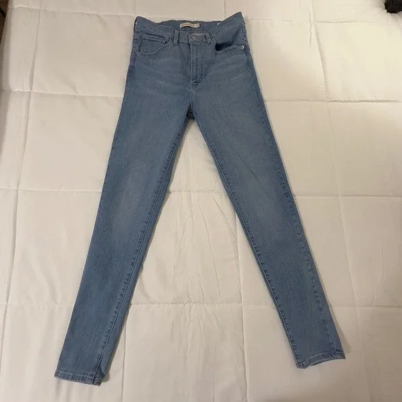 Levi's Women's Mile High Super Skinny Jeans Size 29 Light Wash High Rise Strech - Picture 8 of 16